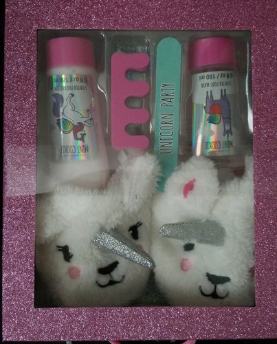 Girls unicorn slippers - slippers, foot